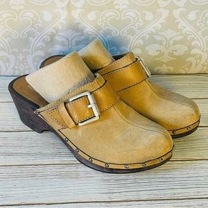 MICHAEL KORS Suede Clogs Wooden Size 8 Taupe